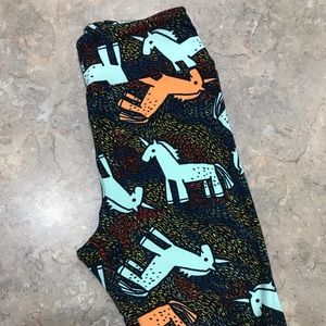 Lularoe Rare Unicorn Print Leggings